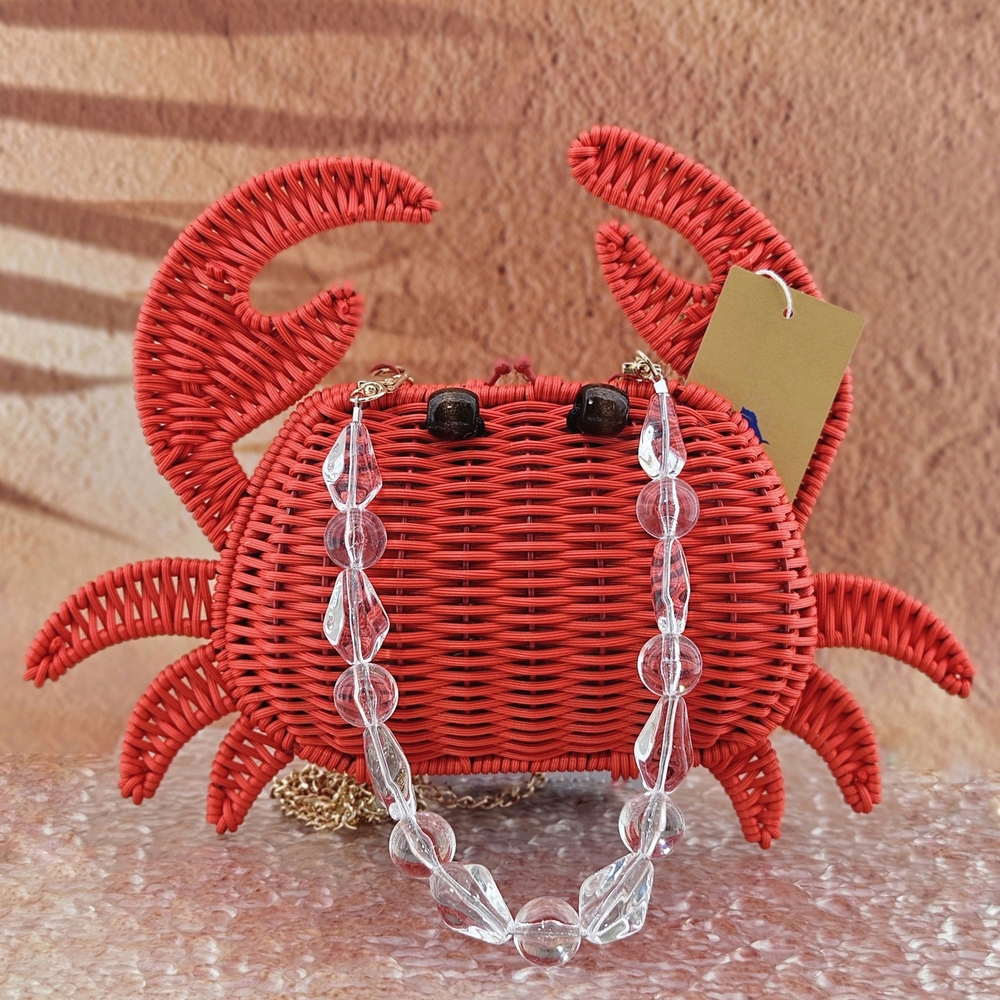 VIRAL Tommy Bahama Crab Clutch Bag Red Woven Gold Chain Strap Trendy Vacation 🦀